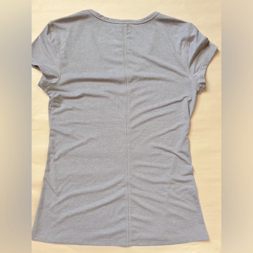 Go-Dry Short Sleeve Tee EUC Blue White Stripes Old Navy Active - Picture 7 of 15